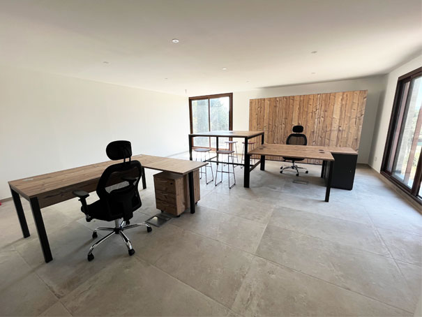 bureaux individuels table haute
