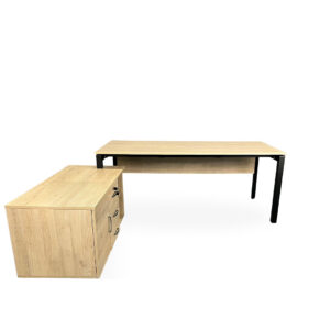 Bureau de direction sur crédence FERRO